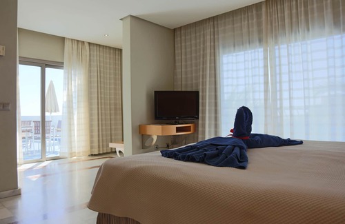 Bahia Calma Resort | R2 Pájara Beach Hotel & Spa - All Inclusive