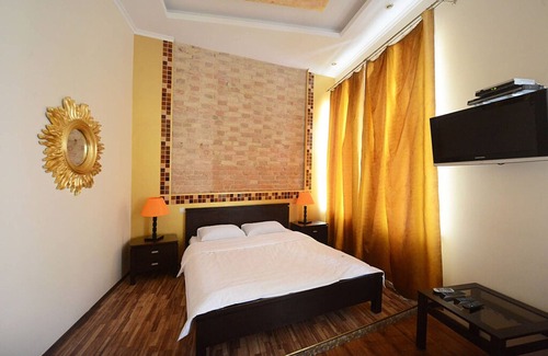 Verkhnie Misto Apartment | R25 in Київ