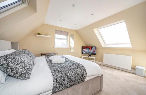 Batley House | *RA7C* For your most relaxed & Cosy stay + Free Parking + Free Fast WiFi *