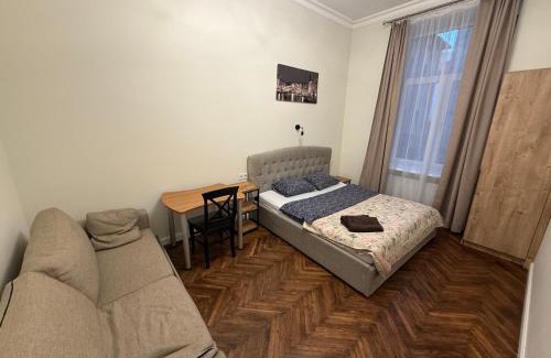 Halyts'kyi district Apartment | RABBIT HOUSE IN THE CENTER