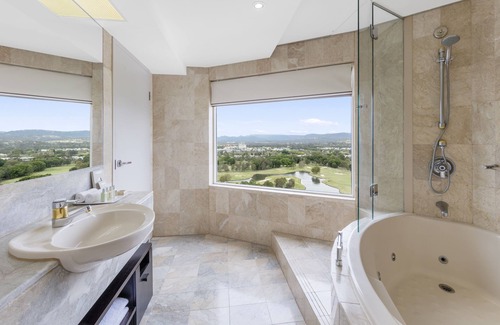 Benowa Hotel | RACV Royal Pines Resort Gold Coast