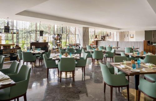 Bhopal Hotel | Radisson Bhopal