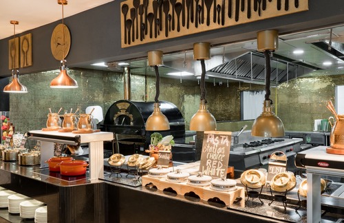 Bhopal Hotel | Radisson Bhopal