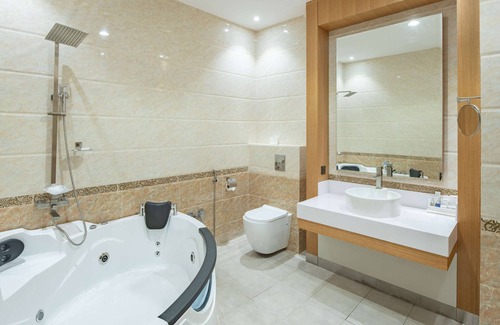 Buraydah Hotel | Radisson Blu Hotel, Buraidah