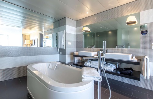 Kloten Hotel | Radisson Blu Hotel Zurich Airport