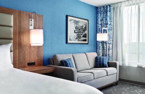 Fond du Lac Hotel | Radisson Hotel and Conference Center Fond du Lac