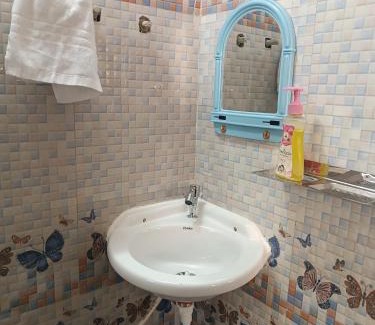 Faizabad Apartment | RaghuvarDham Delux AC 1 Double Bed, 1 Single Bed Room