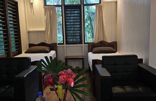 Nasinu Hotel | Rainforest Eco Lodge