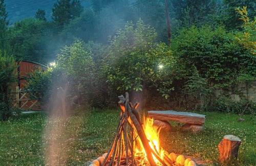 Mohal Cottage | Raison Meadows