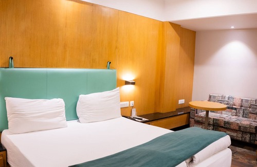 Maharana Pratap Nagar Hotel | Rajhans Regency