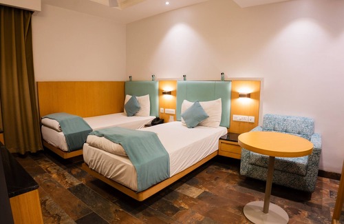 Maharana Pratap Nagar Hotel | Rajhans Regency