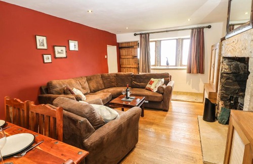 Todmorden House | Rake Hey Farm