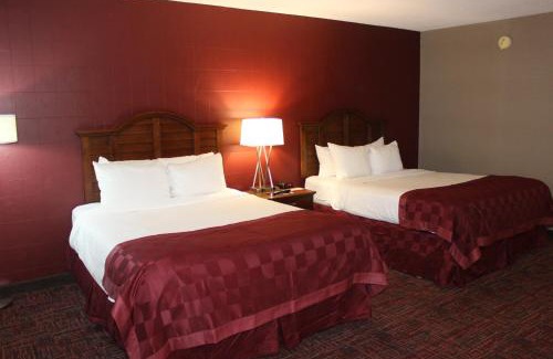 Grand Forks Hotel | Ramada by Wyndham Grand Forks