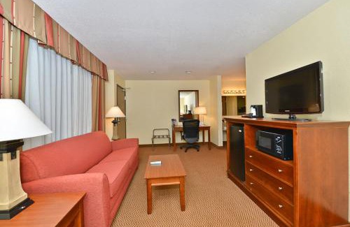 Platte City Hotel | Ramada by Wyndham Platte City KCI Airport