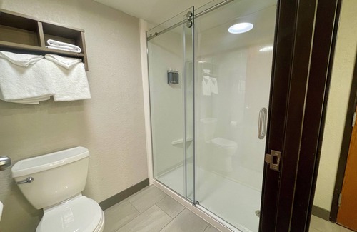 Pierre Hotel | Ramkota Hotel