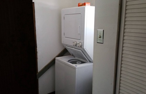 Mitiwanga House | Ranch style cottage minutes from Lake Erie, Cedar Point, Sandusky, and Vermilion