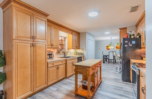 Clermont House | Ranch with pool/Lake fishing kayak Paddleboard Soccer Motocross 30 min to Disney