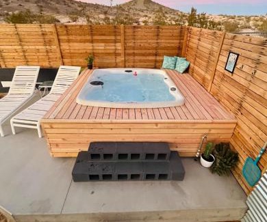 Twentynine Palms House | Rancho Relaxo - hot tub, fire pit, open air bath and comfy beds
