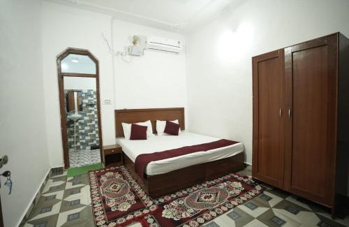 Khajuraho Hotel | Rani homestay NGO