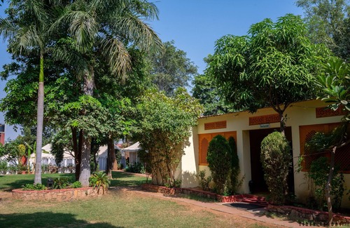 Sawai Madhopur RV Rental | Ranthambore Tiger Resort by Park Tree