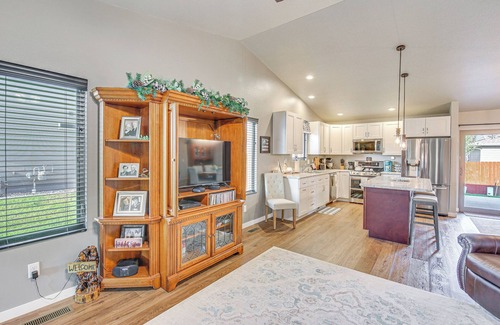 Rapid Valley House | Rapid City Duplex: 26 Mi to Mount Rushmore!