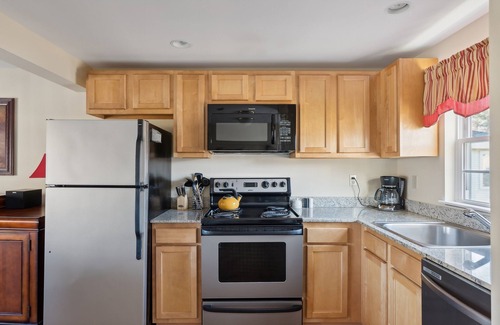 Kennebunkport Condo | RARE 3 bedroom at The Resort Goose Rocks Beach!