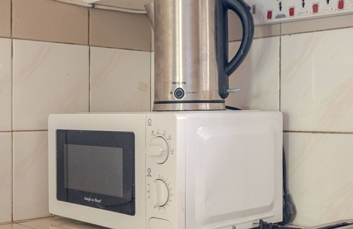 Matandang Balara House | [Rare Opportunity] 4BR Guest House w/parking Near the Mall