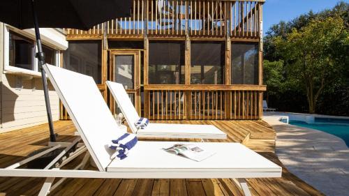 Sullivan's Island House | Raven by AvantStay Entertainers Dream w Pool Hot Tub Game Room 9 BRs