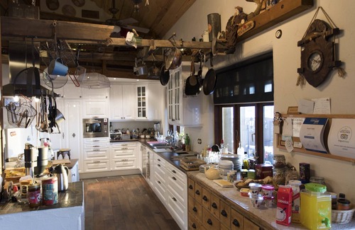 Keflavik Bed & Breakfast | Raven's Bed and Breakfast