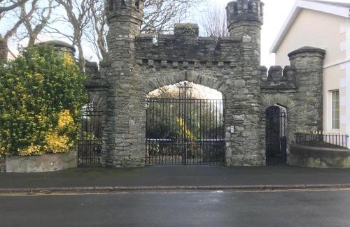 Douglas Apartment | Ravenscliffe Lodge