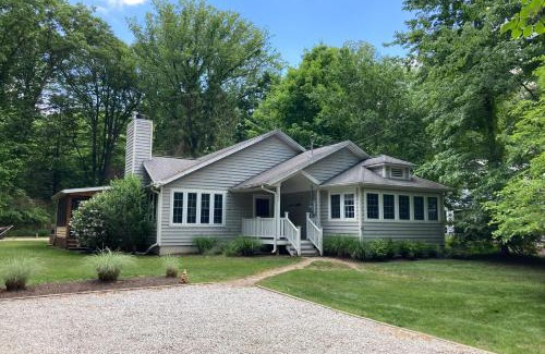 Harbert House | Ravenswood Pool House