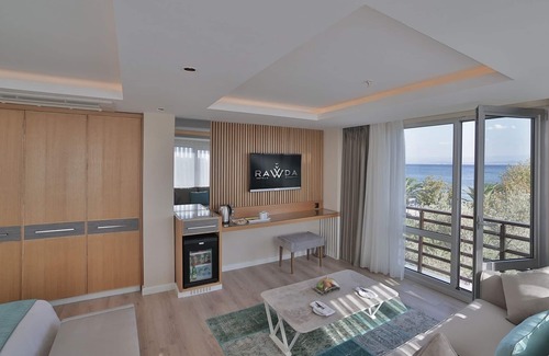 Edremit Hotel | Rawda Resort Hotel Altinoluk