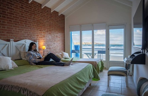 Puerto Piramides Hotel | Rayentray las Restingas