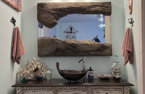 Swan Valley Hotel | Rays place Inn