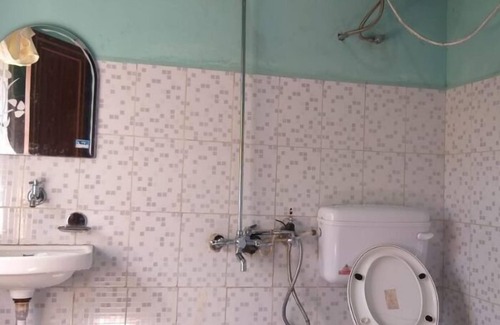 Mawlynnong House | RB guest house