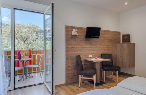 Tramin Bed & Breakfast | Rebenheim Frühstückspension - FEWO