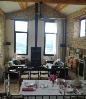 Visalibons House | Rebelde Green