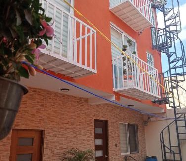 Ixtapalapa Apartment | Recámara céntrica funcional