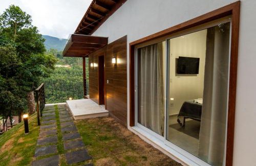 Alto Caparao Cabin | Recanto Águas Nascentes - chalé triplo - vista para as montanhas!