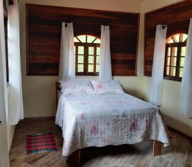 Miguel Pereira House | Recanto casa amarela