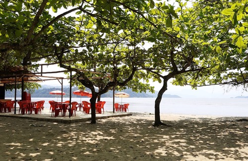 Jabaquara House | Recanto feliz is 350 mts from Jabaquara beach Paraty rj 1 km from the center his: