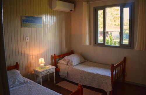 Merlot House | Recanto Nonna Lourdes, Casa no Vale dos Vinhedos com Café da Manhã Colonial Incluso