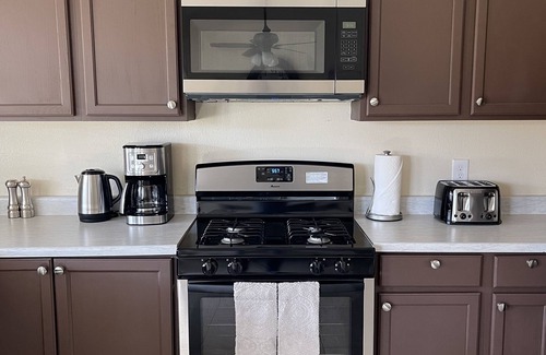 Thousand Palms House | Recently Remodeled home centrally located in the Coachella Valley