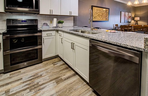 Pigeon Forge Condo | Recently renovated 2 bedroom/2 bathroom Smoky Mountain Condo in Pigeon Forge