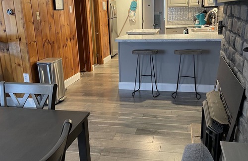 Epsom House | Recently Updated, Spacious Lake House