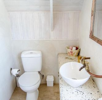 Langebaan Apartment | Red Bishop - Birds, Beach & Beauty