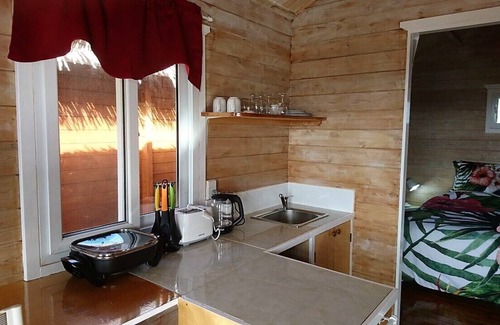 Rarotonga Villa | Red Hibiscus Villa 2