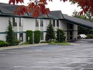 Post Falls Hotel | Red Lion Inn & Suites Post Falls