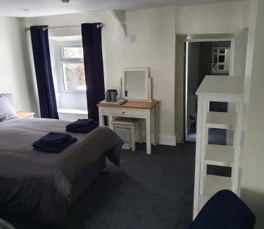 Dalton-in-Furness Hotel | Red Lion Rooms - Self Check In