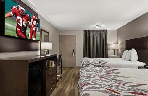 Westside Hotel | Red Roof Inn Baldwin